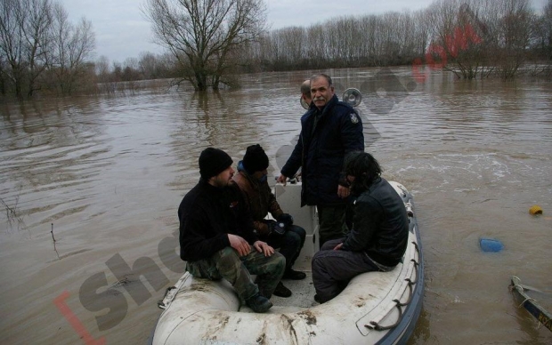 patrullat e policise greke ne liqen