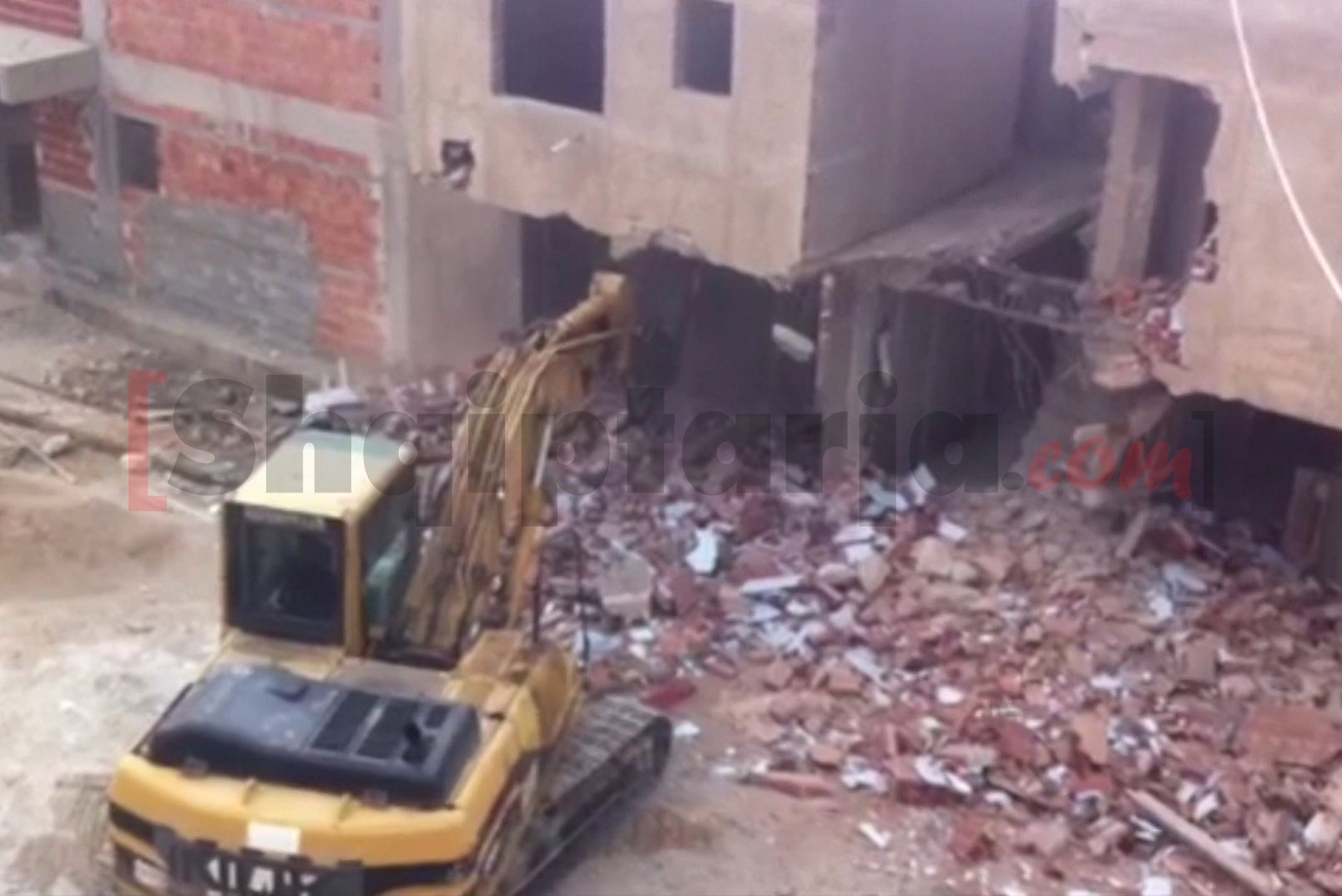 prishja e ndertesave pa leje