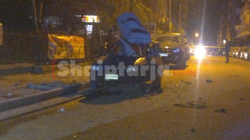 makina e shperthyer me logo