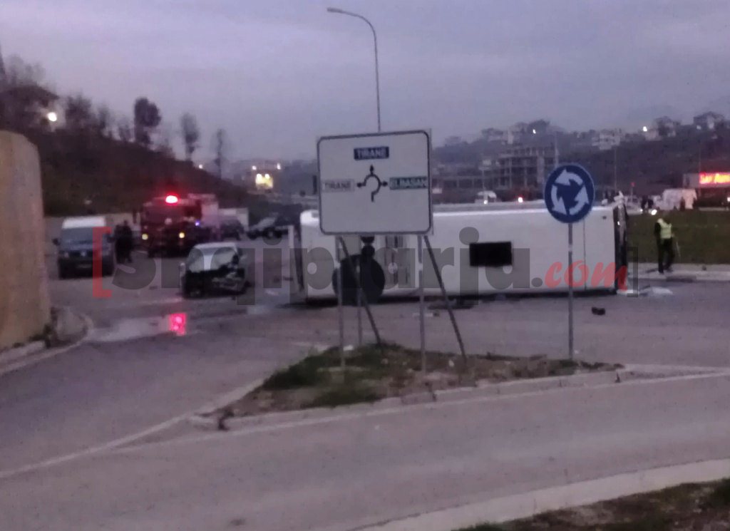 aksidenti te teg me logo