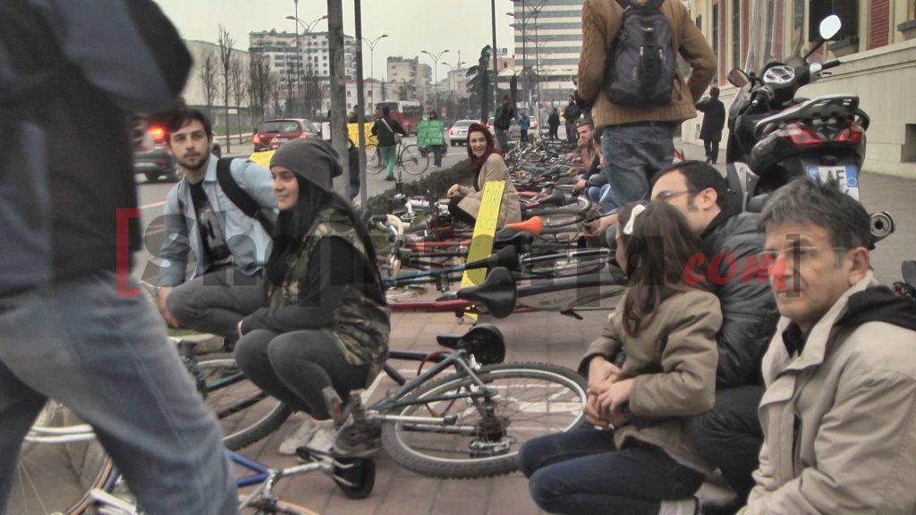 bicikletat proteste