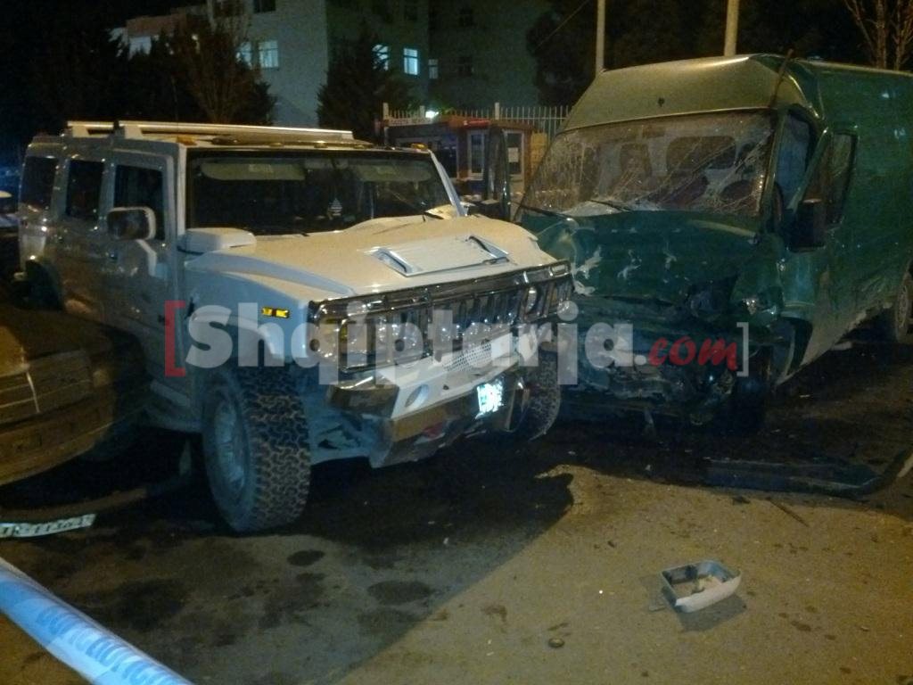 aksident pediatria me logo