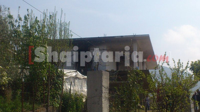 elbasan digjet shtepia me logo 