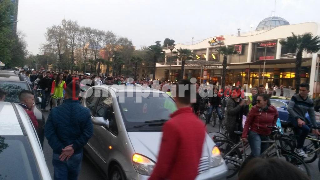 proteste bicikletat me logo 