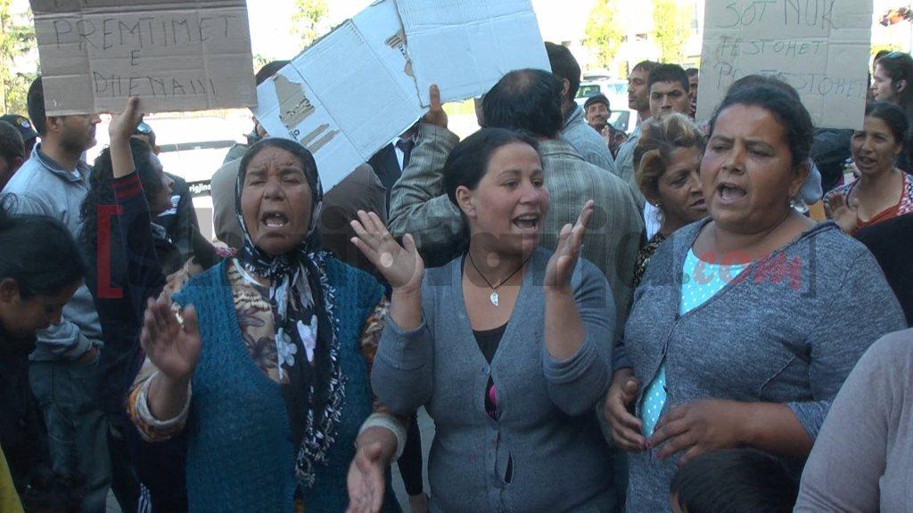 romet ne proteste me logo 