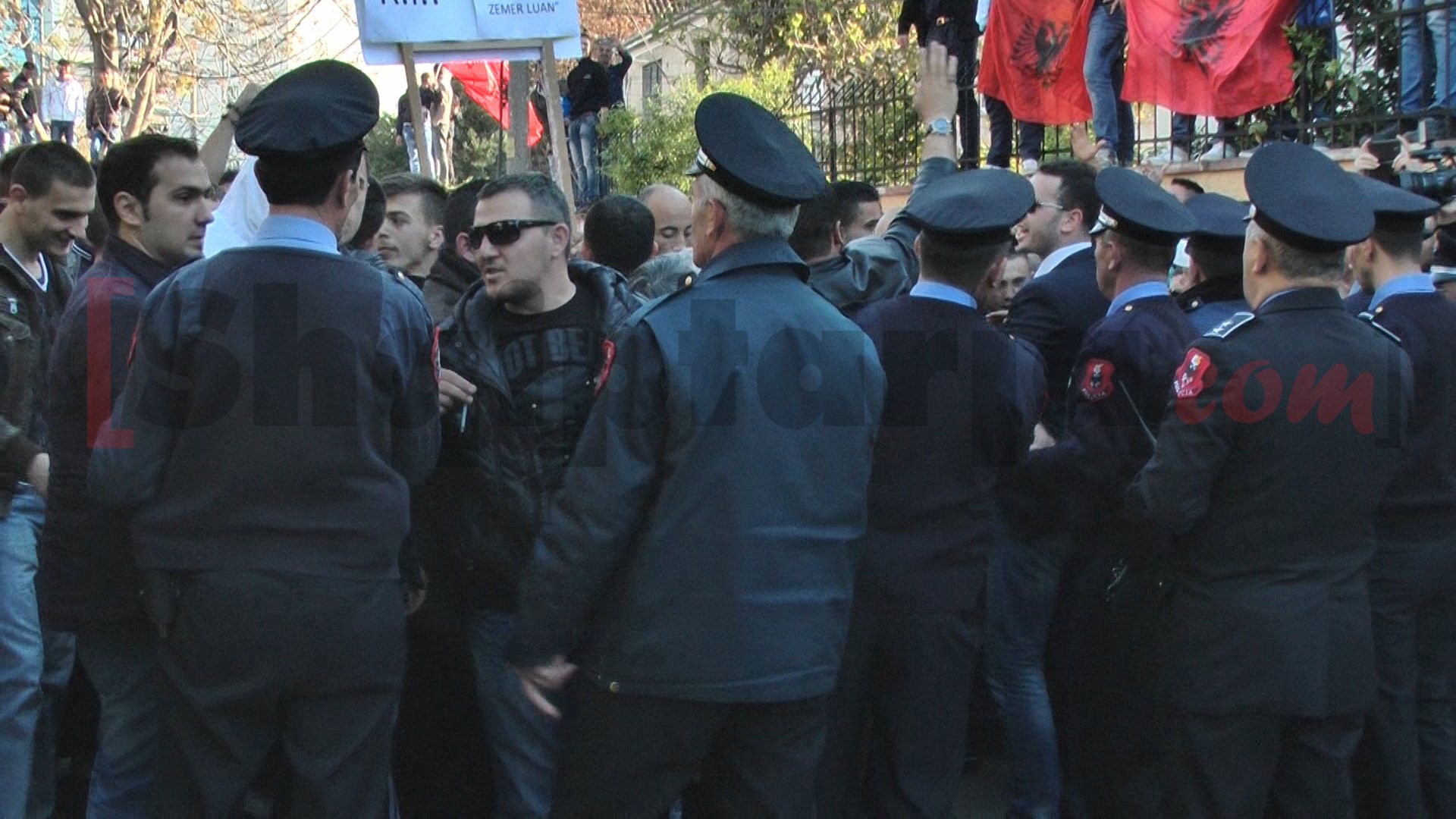 protesta per karelin