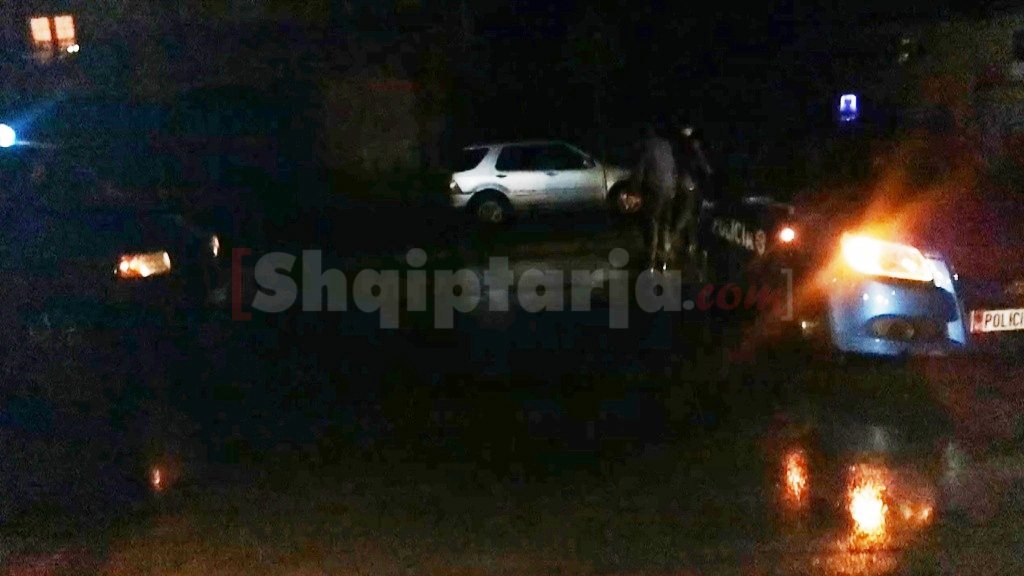 aksident ne korce me logo