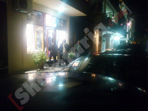 gjirokaster perplasje me arme 