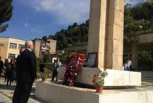 naco para fotos se enverit berat 