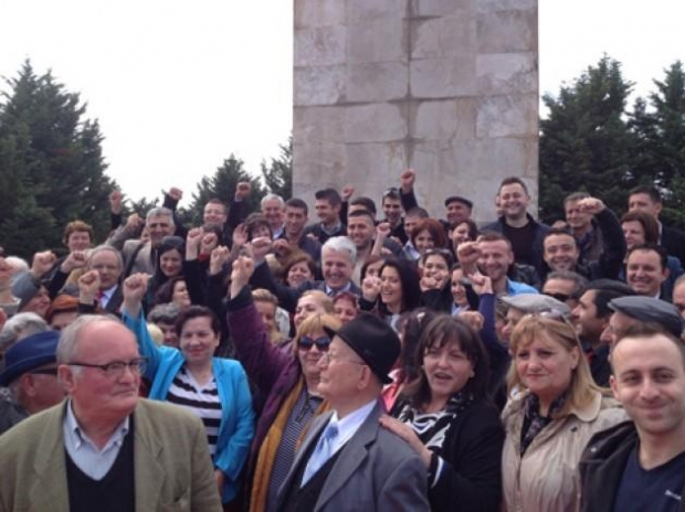 majko me grusht lart