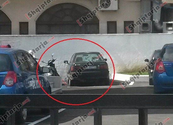 motori ilir dhimo, me logo