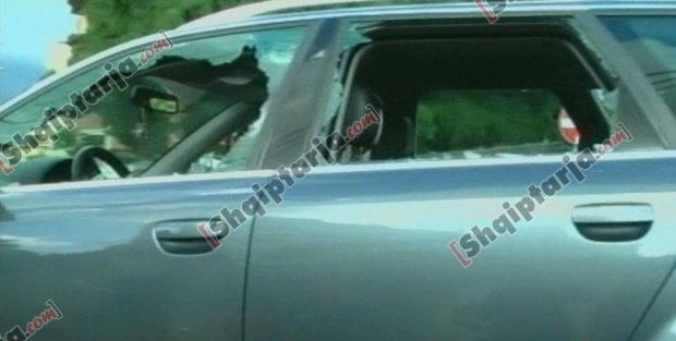 Makina e skejes me logo