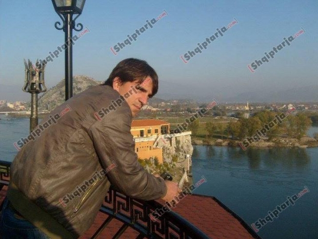 albin mexhaj me logo