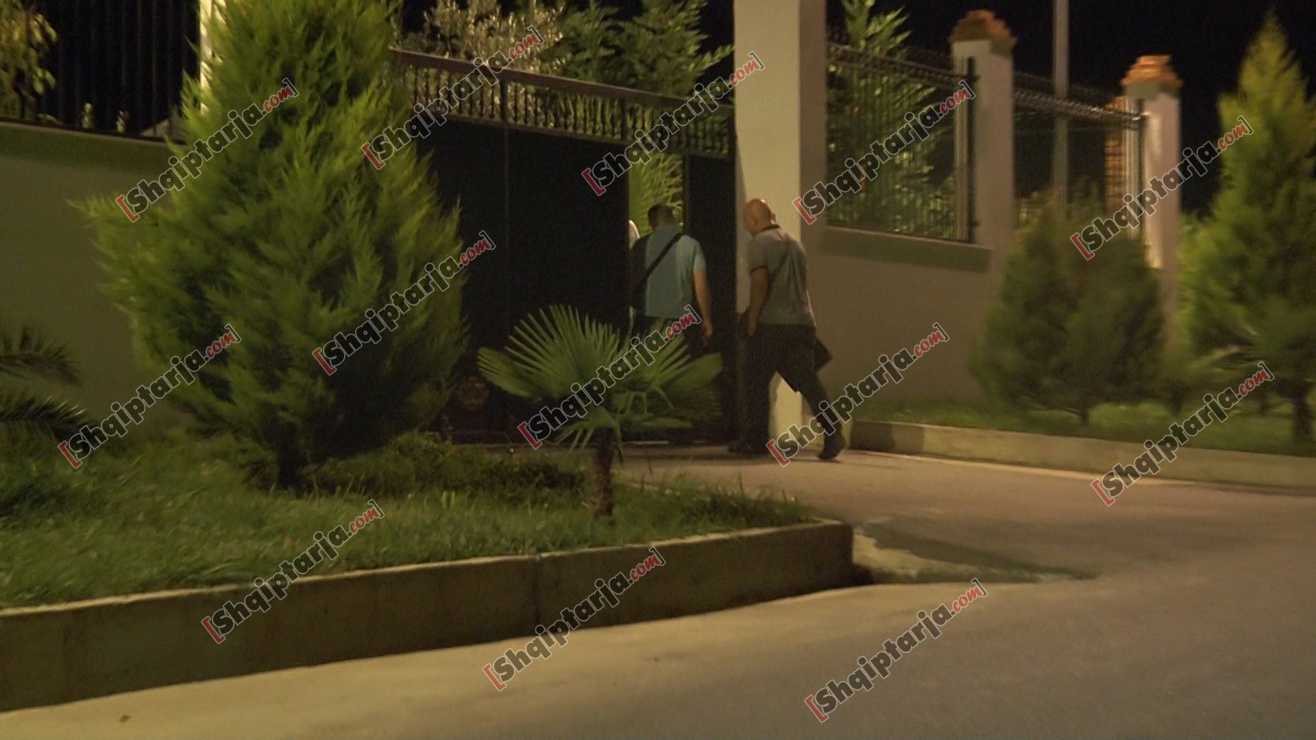 Zona pranë banesës së Florencë Hoxhës 