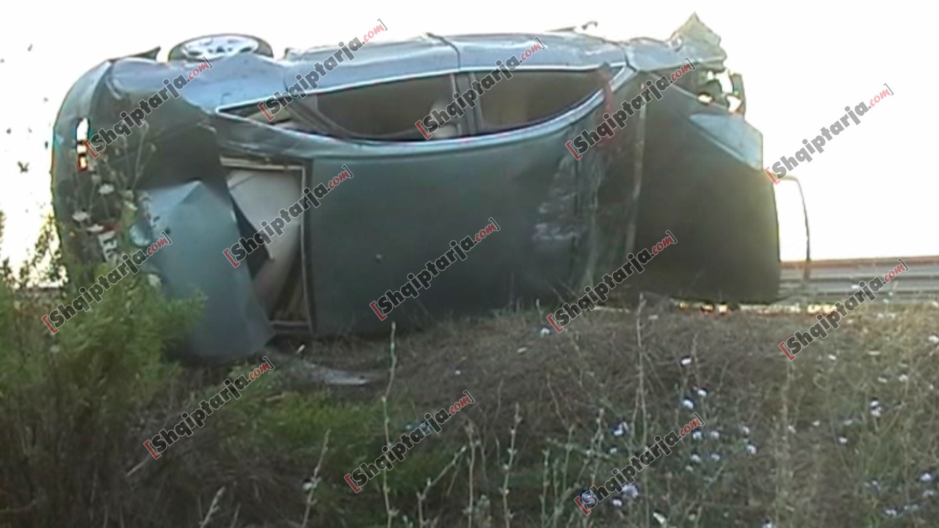 fier aksident me logo