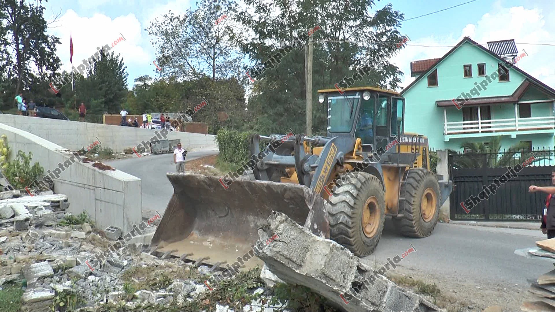 inuk rruga e elbasanit me logo