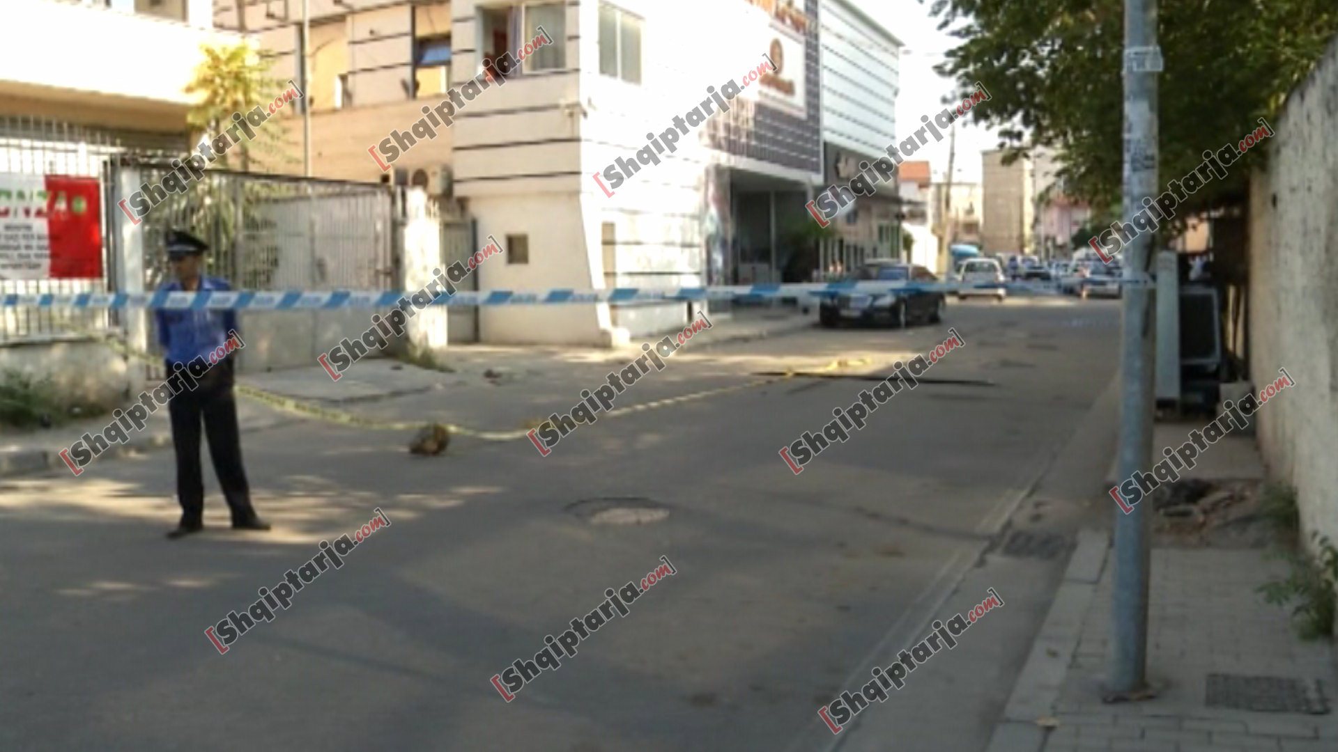 plagosje ne laprake me logo