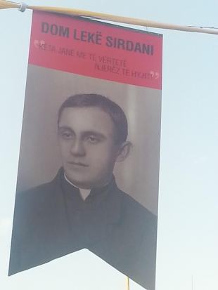 dom leke sirdani