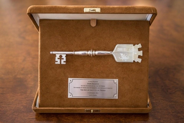 celesi i kryeqytetit 