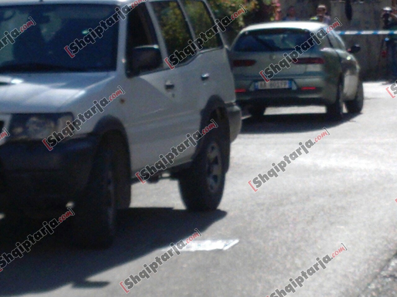 makina qe dyshohet me eksploziv