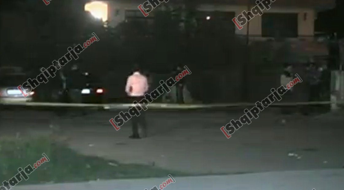 vrasje te pallati me shigjeta me logo