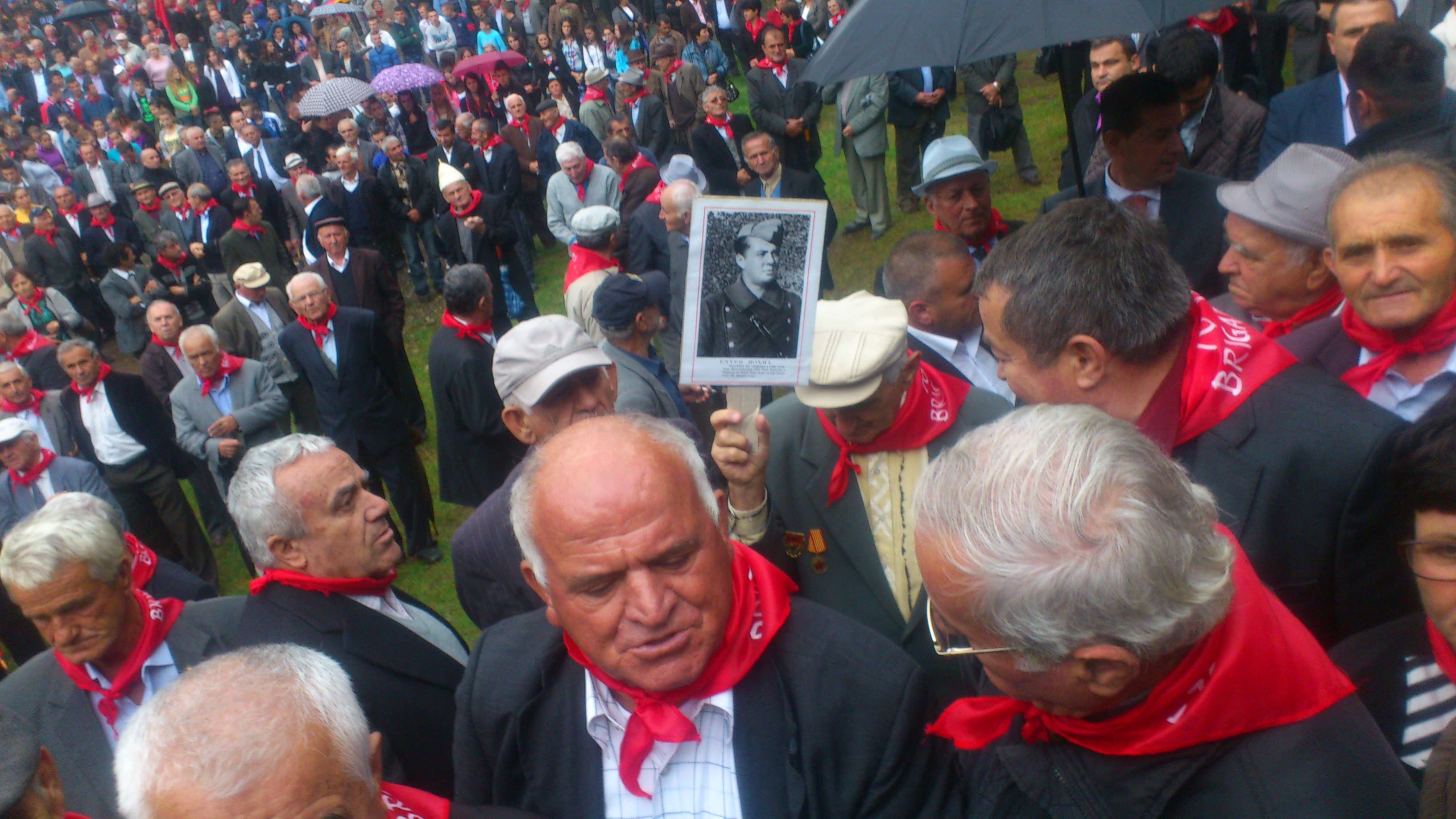 meta me shallin e kuq