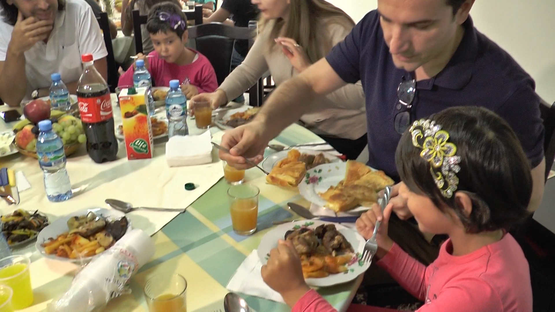 veliaj te zyber hallulli