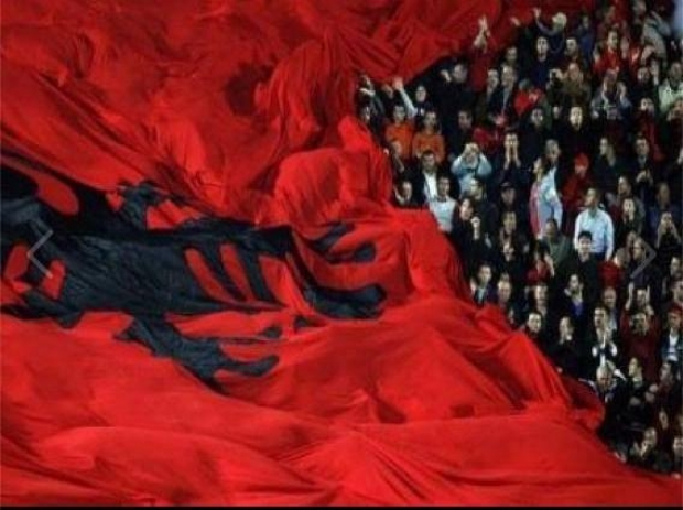 flamuri kuqezi rama ne fb 