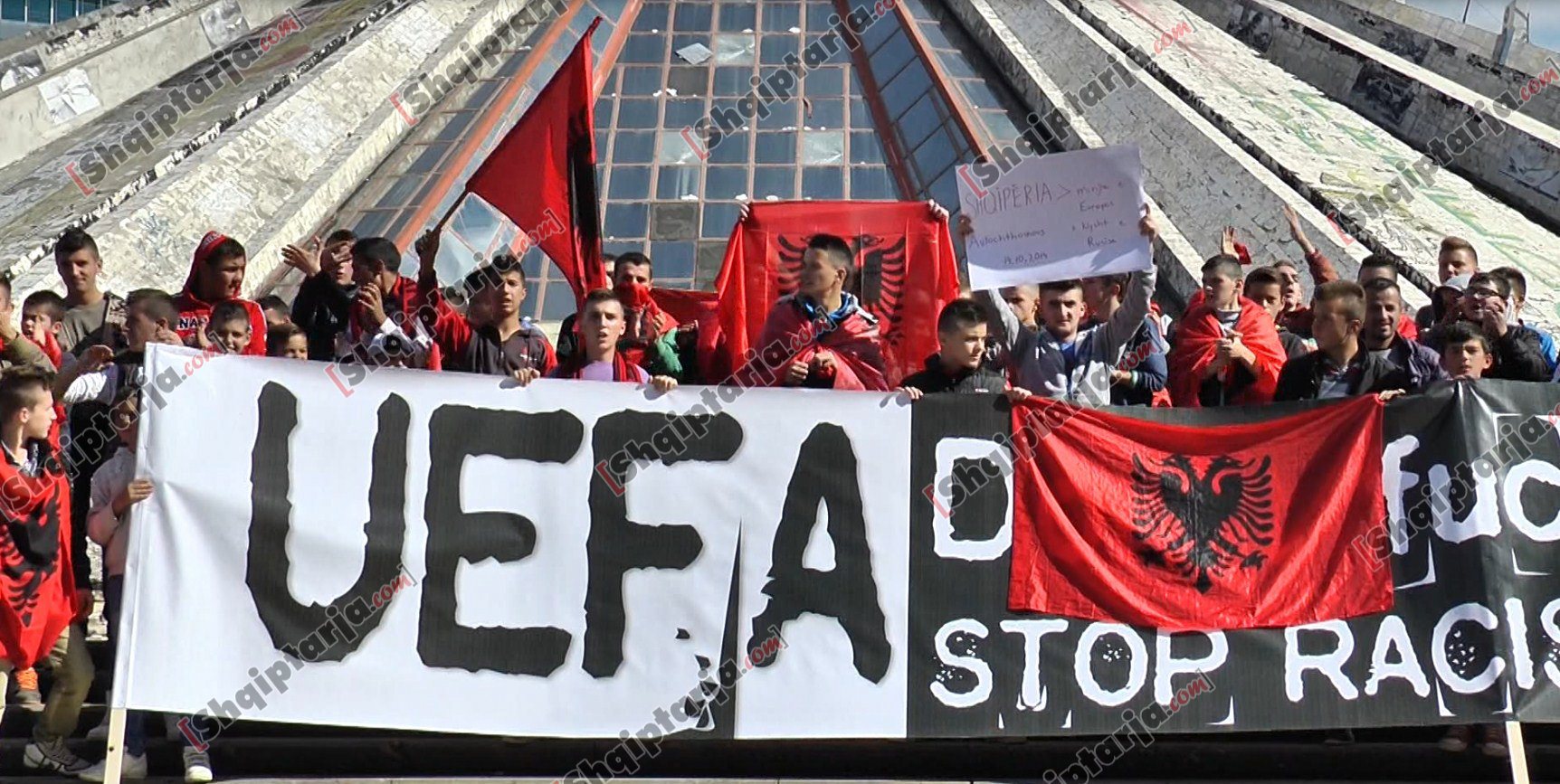 protest per uefa