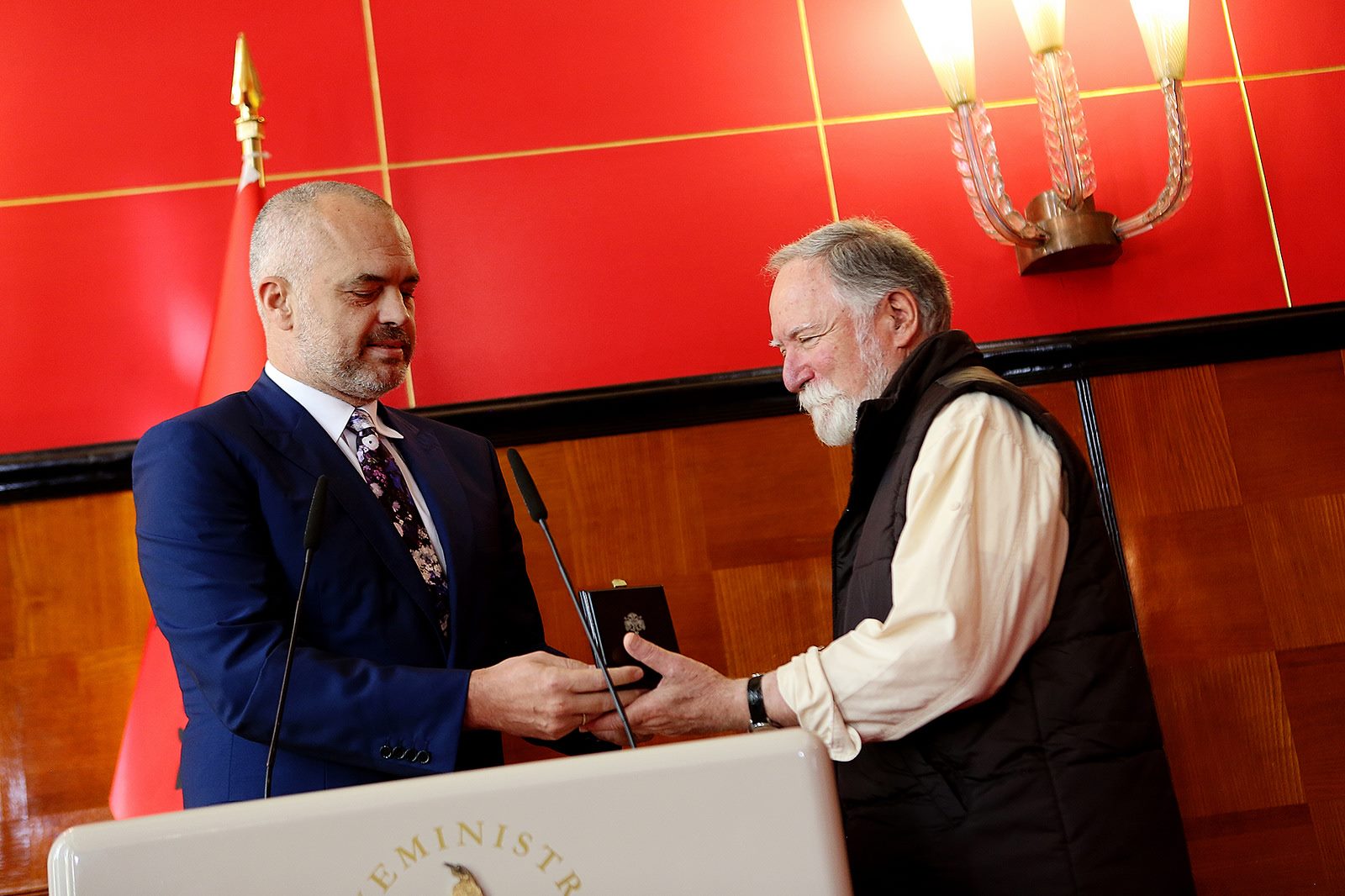 edi rama tedu papavrami