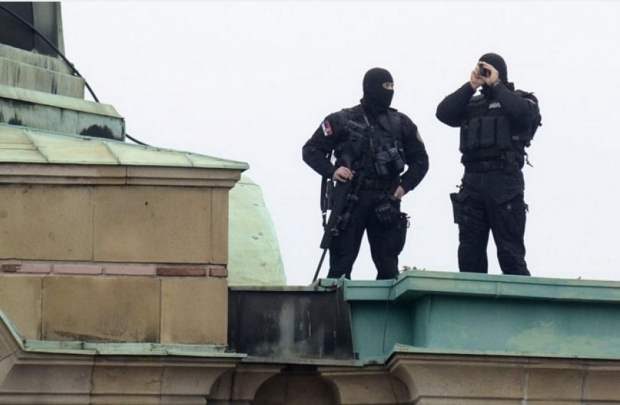 xhandarmeria serbe ne presheve