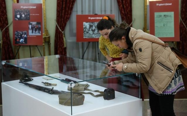 clirimi ekspozita kuvendit