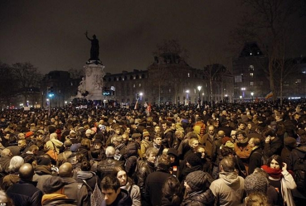 charlie hebdo homazh 