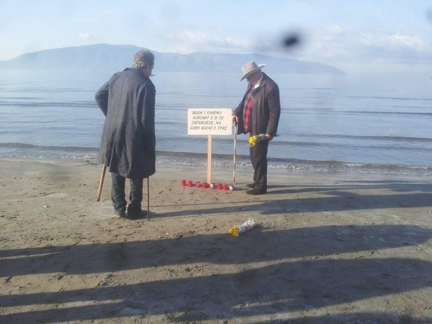 familjaret e viktimave te 9 janarit