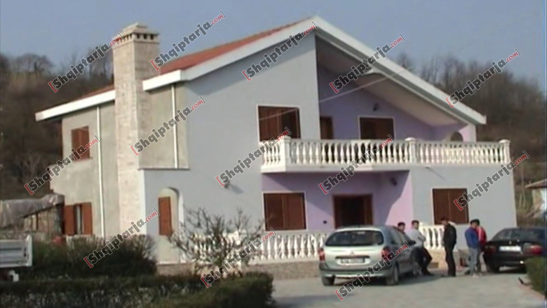 shtepia e grabitur