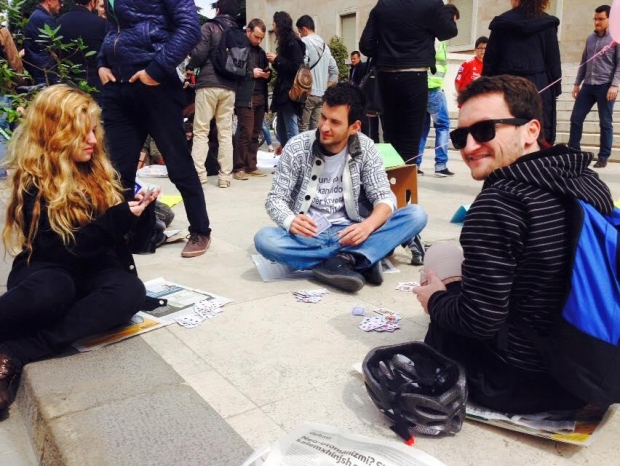 protesta per ndertimet