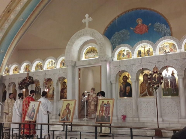 kisha ortodokse pashke 