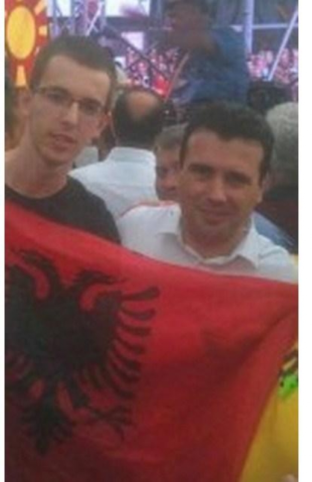 zaev me flamurin shqiptar
