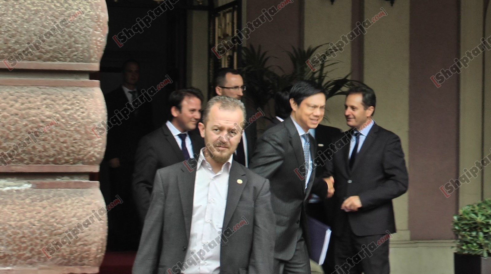 ambasadori lu te meta