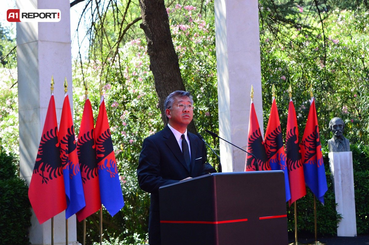 lu ne homazhin e ibrahim bashes