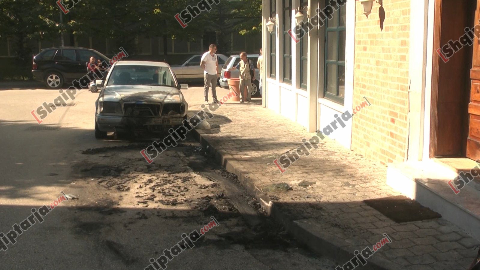 makina e shefit te shqiponjave