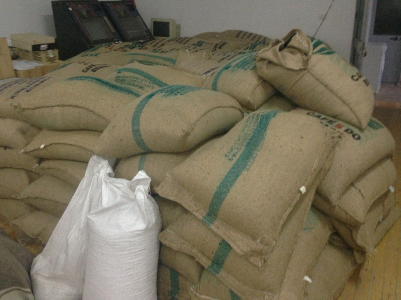 kafe kontrabande kukes 