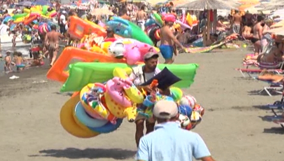 femijet shesin ne plazh