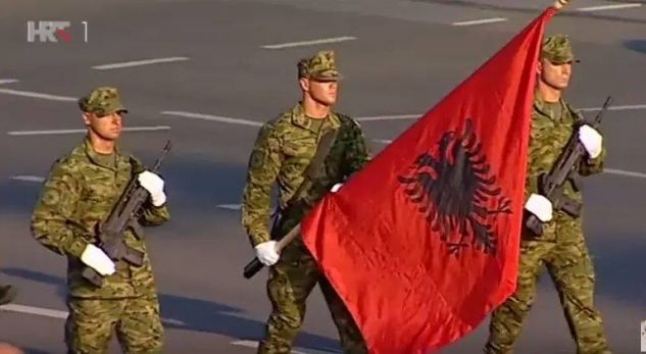 flamuri shqiptar ne kroaci