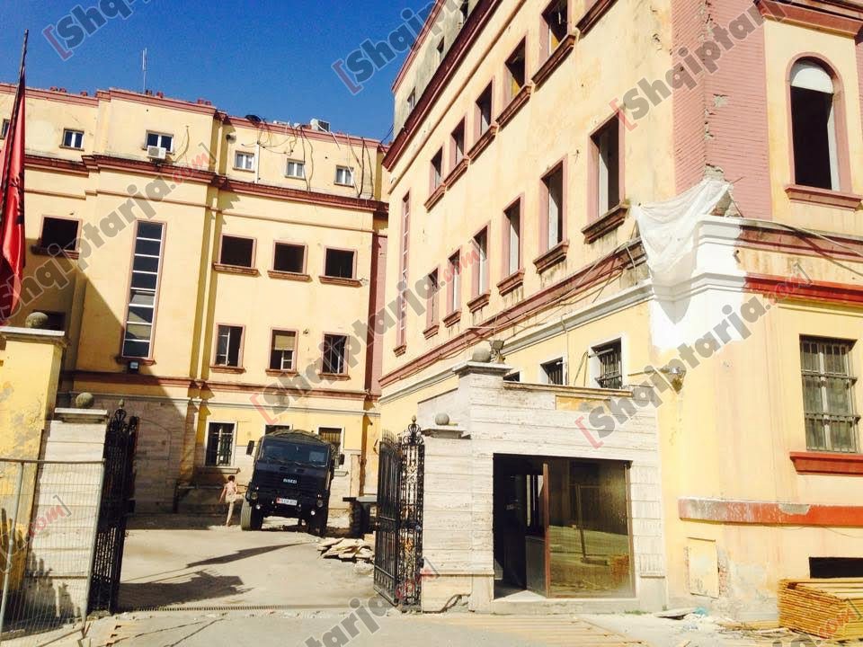 ministria e brendhsme rikonstruksioni