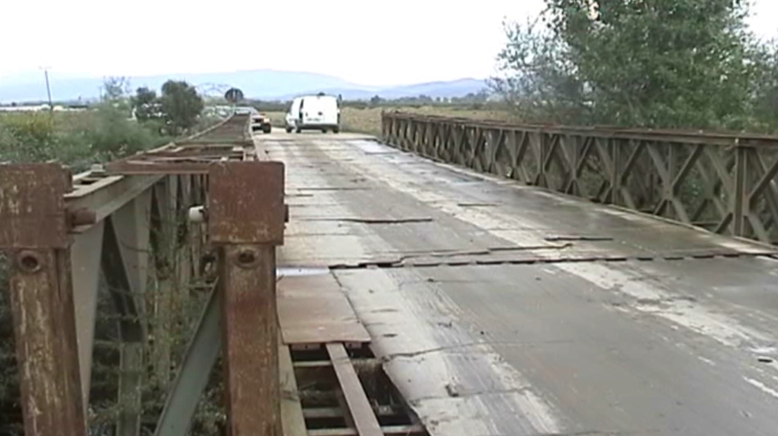 ura mbi lumin gjanica