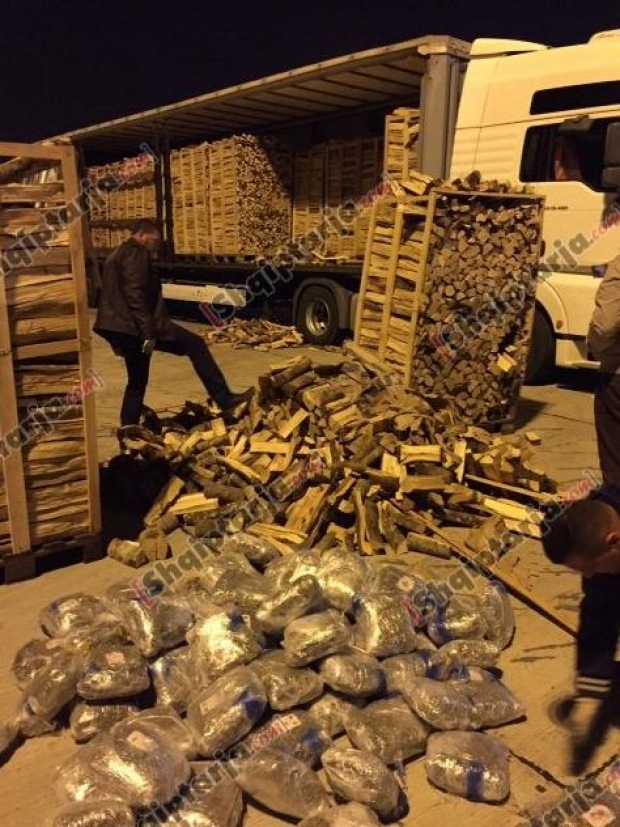 droga e kapur ne port ne maune