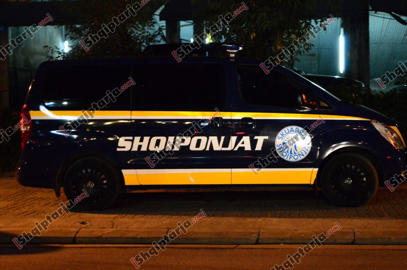 kontrolli nga shqiponjat