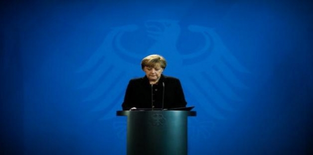 merkel e veshur ne te zeza