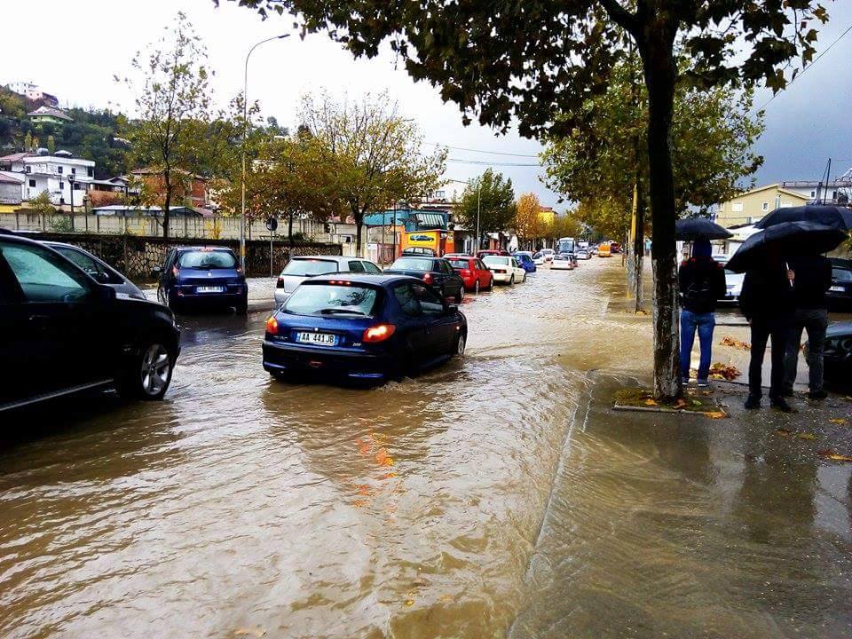 permbytjet tirane per lajm